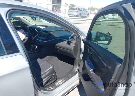 2017 Chevrolet Impala 1Lt z USA, uszkodzony, nr VIN 2G1105S38H9182369